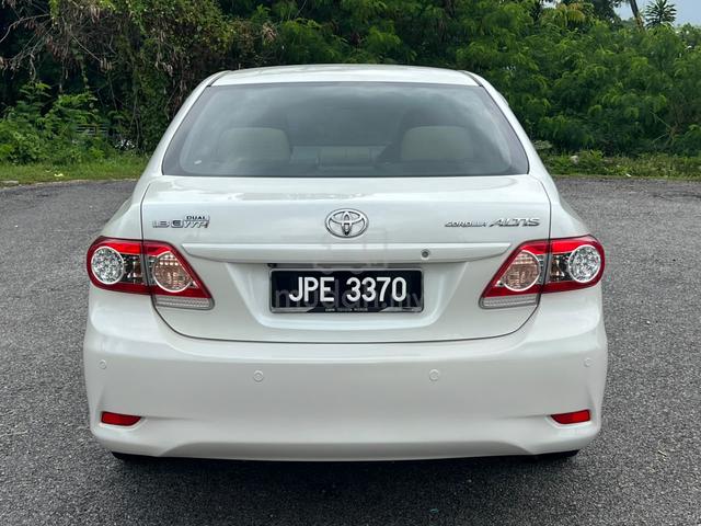 2013 Toyota COROLLA 1.8 ALTIS E TIP TOP CONDITION - 3