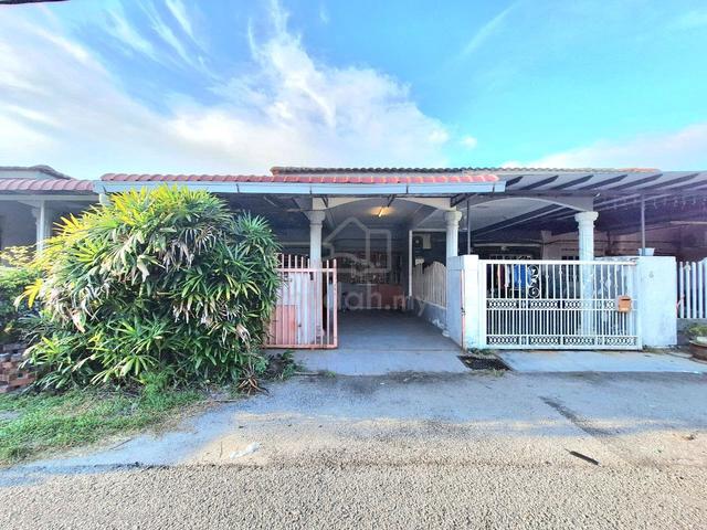 Single Storey Taman Telok, Telok Panglima Garang. 1