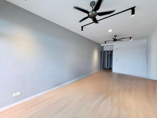 Sky Gardens Residences 1