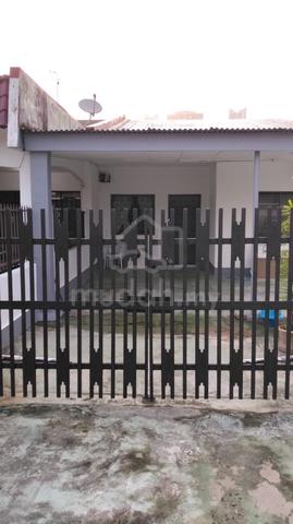Landed semi D house in taman iskandar 1