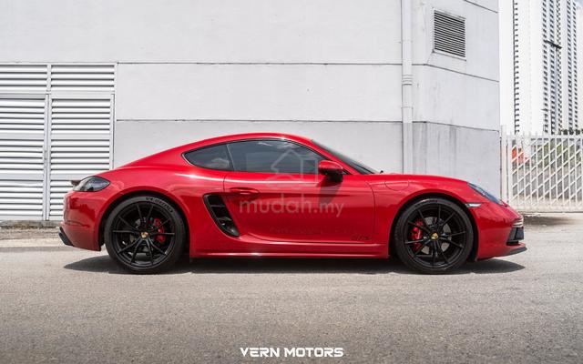 2017 Porsche 718 2.5 CAYMAN GTS - Rare High Spec - 3