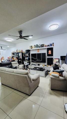 Setia Indah JB Double Storey Gate & Guarded Good condition Unit 1