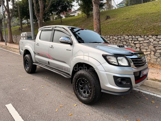 2015 Toyota HILUX 2.5 G TRD SPORTIVO OTR PRICE - 4