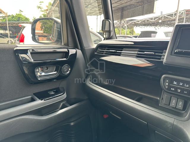 HONDA N BOX 660 / POWERDOOR / PUSH START / KEYLESs - 3