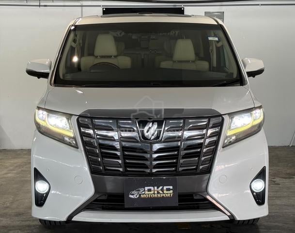 2016 Model :Toyota Alphard 3.5 Sc - 5