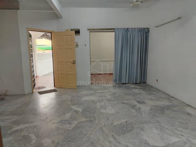 2 stry Taman indah Perdana Kepong 4