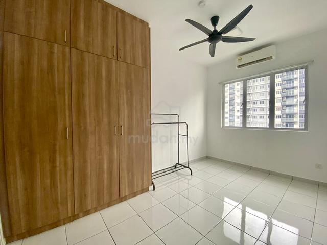 Residensi Adelia 4