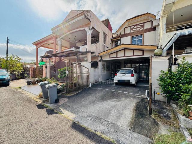 (Renovated) Double Storey Taman Sri Pulai Perdana Skudai Johor 1