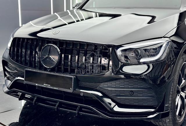 Mercedes Benz GLC-CLASS 300 4MATIC COUPE F/63Conv - 5