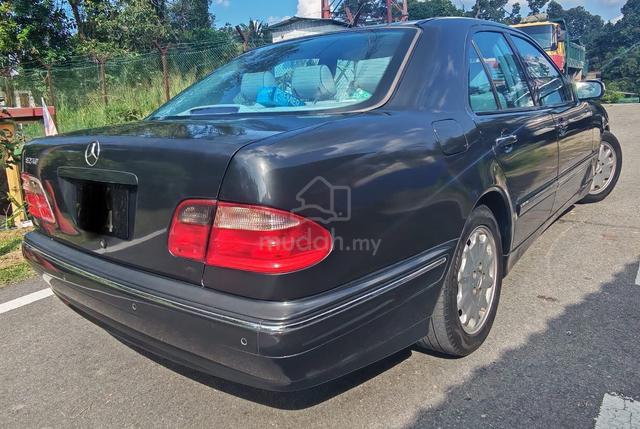 2004 Mercedes Benz E240 AVANTGARDE (CBU) 2.6 (A) - 5