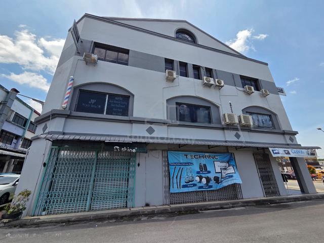7th Mile Corner Shoplot Ground Floor For RENT 1