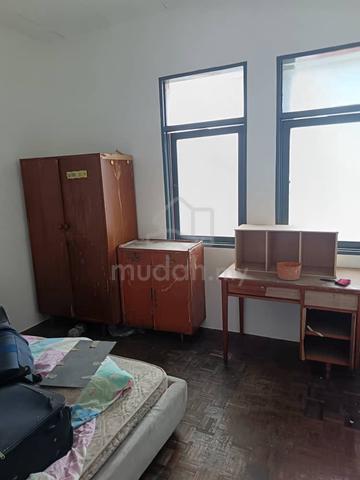 Block 408 Flat on Jalan Perak, Jelutong 1