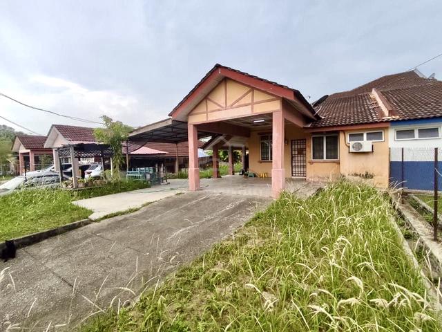 RENOVATED EXTENDED - 1 Storey Semi D Desa Pinggiran Putra, Putrajaya 1