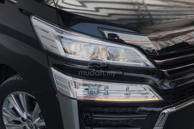 2022 Toyota Vellfire Golden Eye (SUNROOF) - 2
