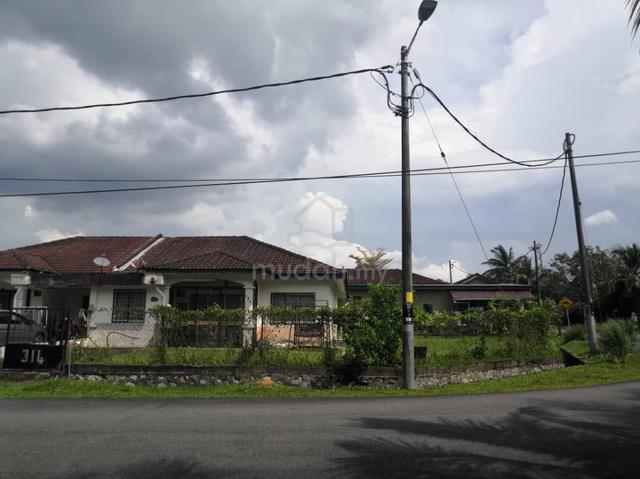 [CORNER SEMI D TAMAN SRI REMBAU] Tanah Luas di Rembau untuk dijual 1