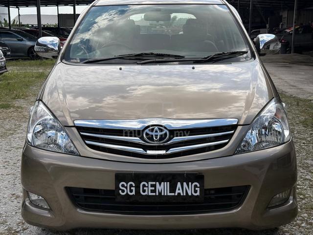 TOYOTA INNoVA 2.0 G (A) 2011 - 2