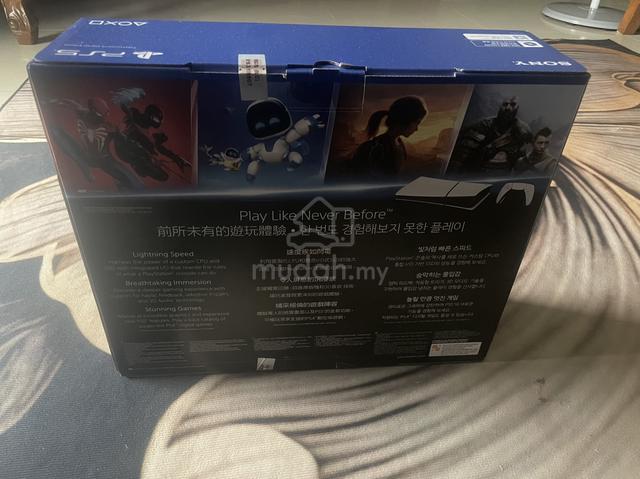 Sony PS5 - photo 3 of 3