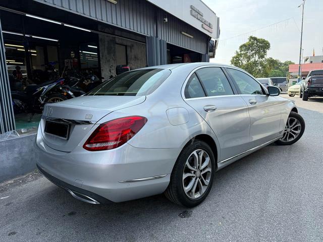 2014 Mercedes Benz C200 Avantgarde 2.0 Boleh Loan - 2