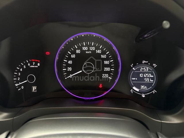 2017 Honda HR-V 1.8 V (A) TIP TOP CONDITION CAR - 5