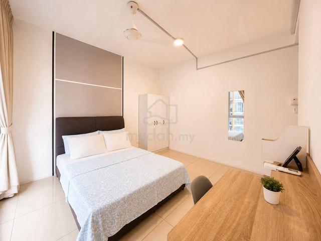 Zero deposit Splendor Residensi Semarak female coliving master bedroom 1