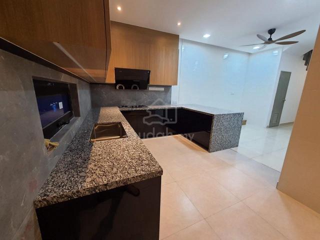 Bandar Putra Double Storey Terrace house for sale 1