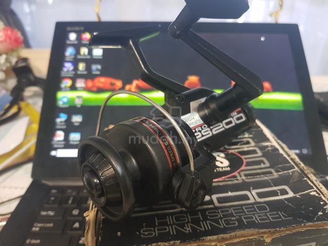 Lew's Pro Spin PS200 Fishing Reel + Spareparts - photo 5 of 6