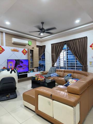 Johor Kangkar Pulai Double storey cluster / renovated unit 1