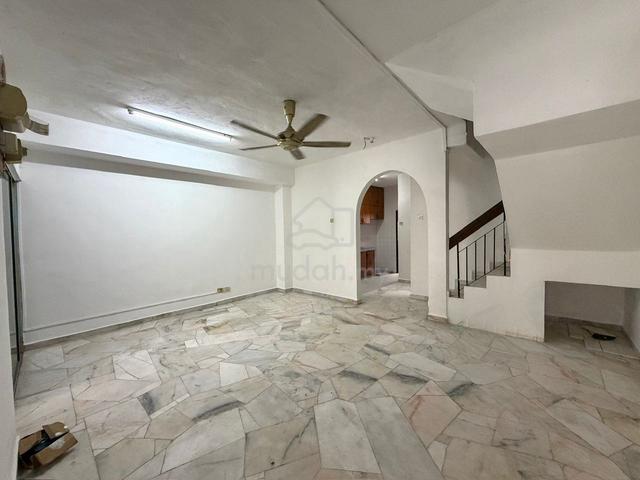 Double Storey house Pandan Mewah 1