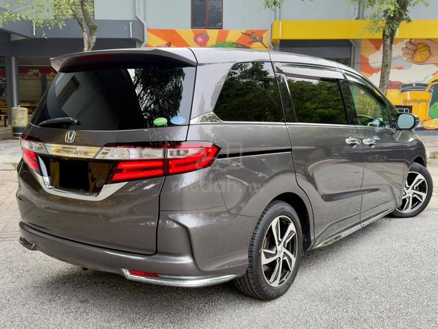 8SEAT✅2017 Honda Odyssey 2.4 Absolute Rc1 P.Shifte - 2