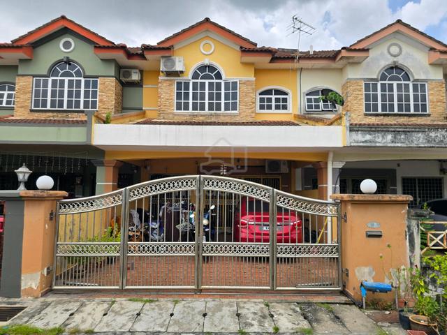 Double Storey House At Taman Tawas Mewah, Ipoh, Perak. 1