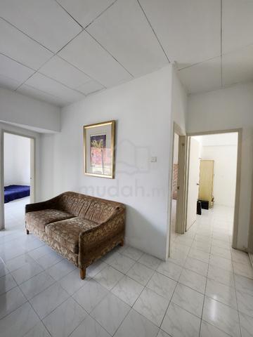 Puteri Court 2