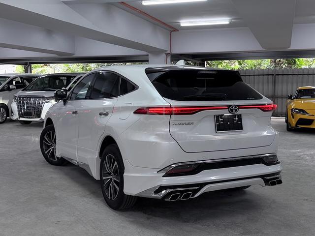 2025 Toyota HARRIER 2.0 G HALF LEATHER 17K KM - 2