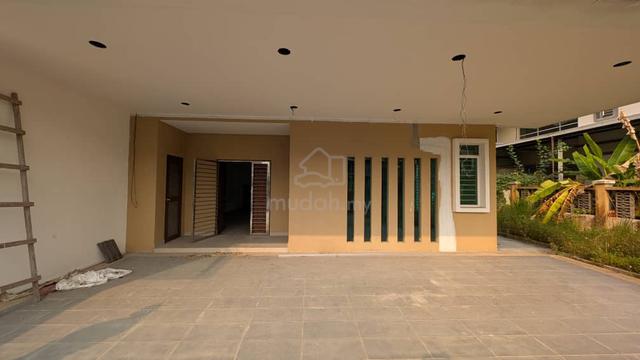 Semi-D Double Storey Taman Anggerik Emas for sale! 1