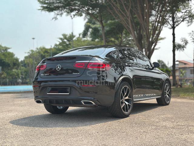 2020 Mercedes Benz GLC300 COUPE WELL MAINTAINED! - 2