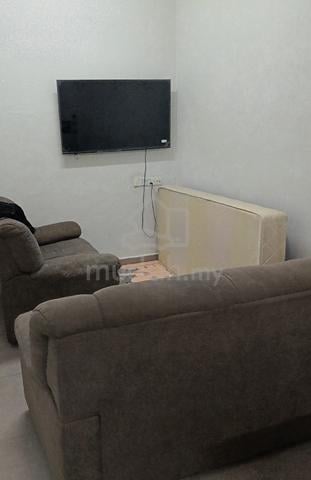 bilik sewa kampung melayu majidee 1
