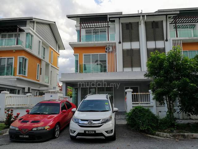 Semi-D 3 Storey @ Taman Kantan Permata, Kajang 1