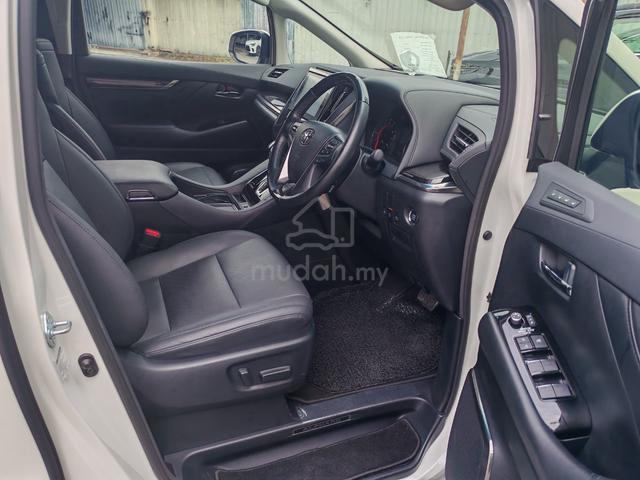 2022 Toyota Alphard SC sunroof - 4