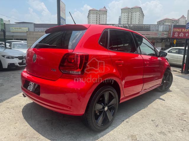 Volkswagen POLO 1.2 TSI (A) Hatchback Turbo - 4