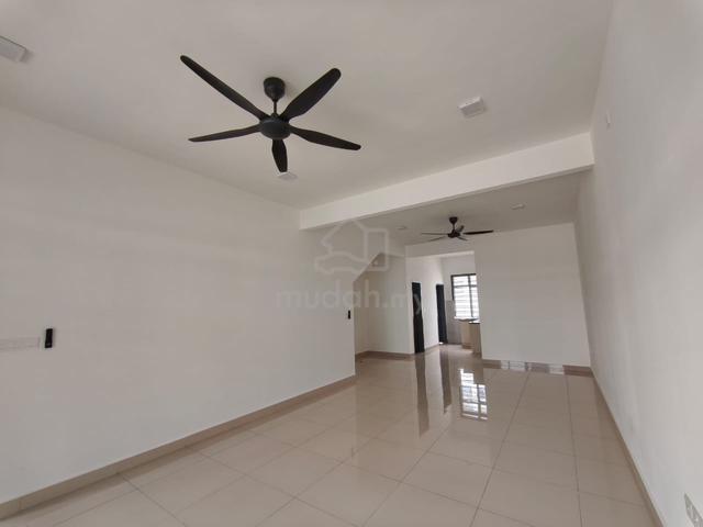 Rent / Bandar Dato Onn, Jalan Perjiranan 14 / Partial Furnished 1