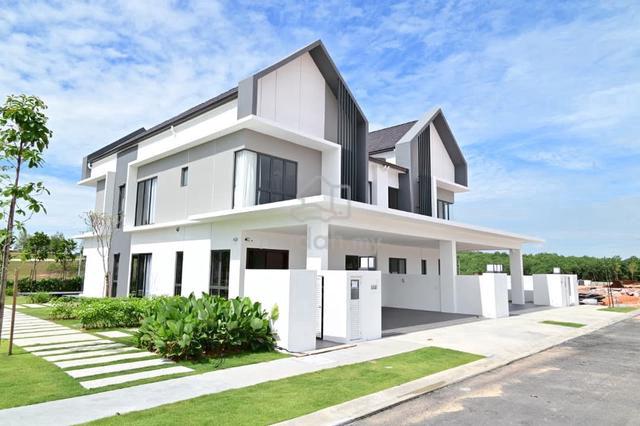 15Min To KLIA【Corner Lot Extraland 23ft】Freehold Hilltop view no banji 1