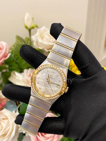 Carousel Image