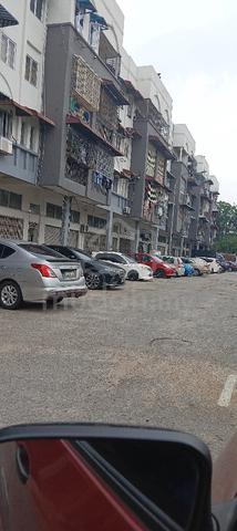 Shop Apartment Taman Puchong Intan 1