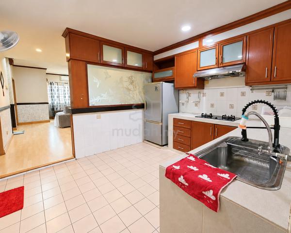 Bukit Rimau Shah Alam Townhouse Fully Furnished 1