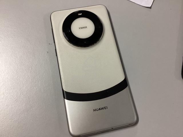 Huawei Mate 60 Pro+ 512 GB - photo 2 of 4