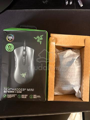 Razer DeathAdder V2 Mini Gaming Mouse - photo 3 of 5