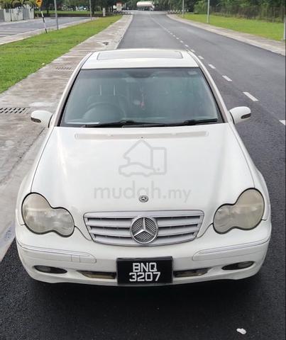 Mercedes Benz C200K 2009 (W203) - 3
