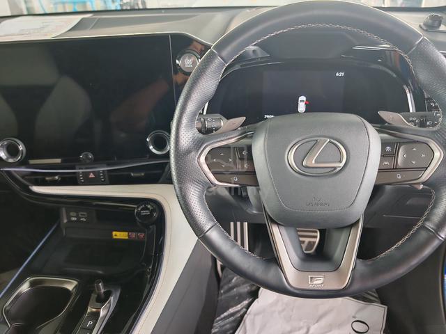2022 Lexus NX350 F SPORT Panaromic Sunroof 4 CAM - 3