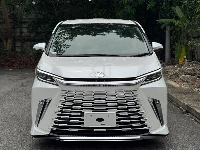 2024 Lexus LM 2.4 500H VERSION L \ 6 Seater - 3