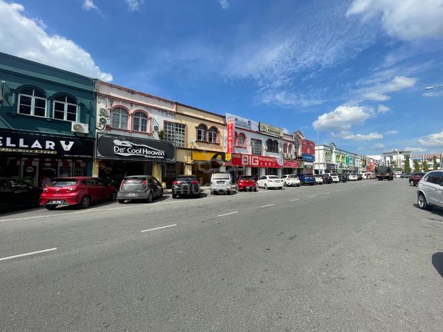 Shop Lot for Sale in Simpang Kuala Town 1