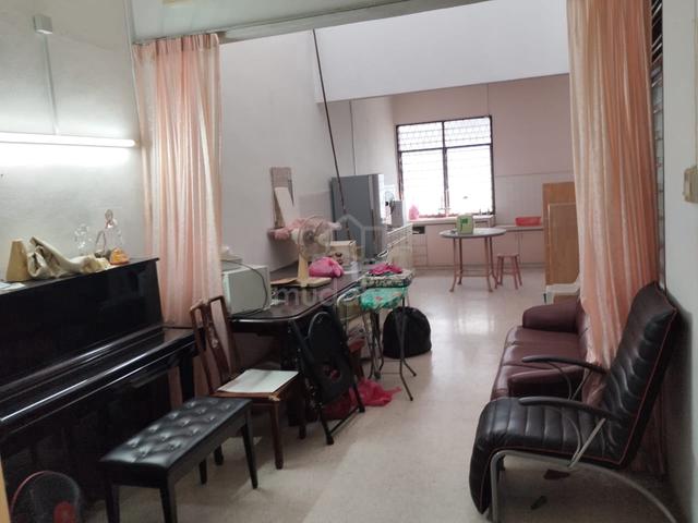Farlim Jalan Beriksa Single Storey Terrace House 3-Bedrooms 1400sf 1